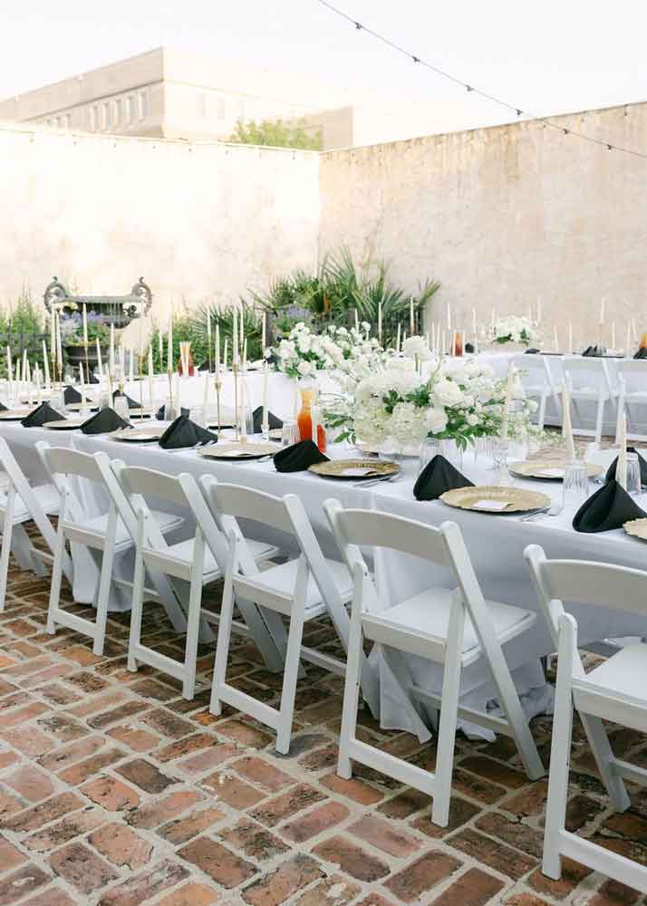 Photo of the Garden outdoor event space at the Old Capitol Inn