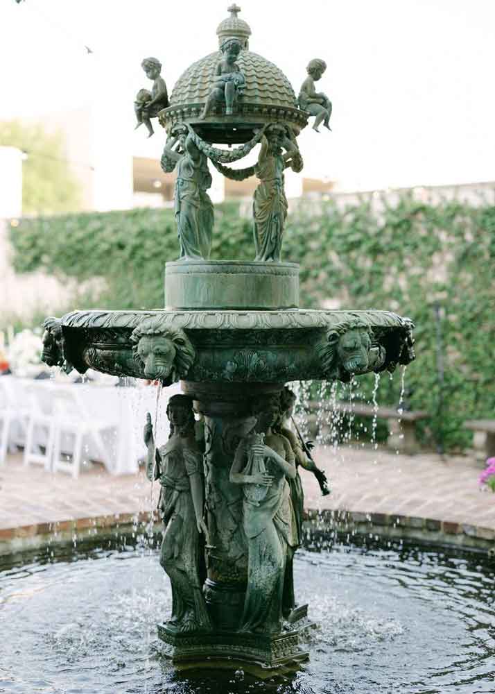 Photo of the Garden outdoor event space at the Old Capitol Inn